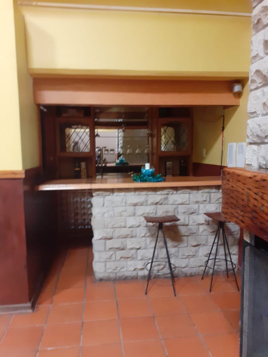 11 Bedroom Property for Sale in Ladybrand Free State